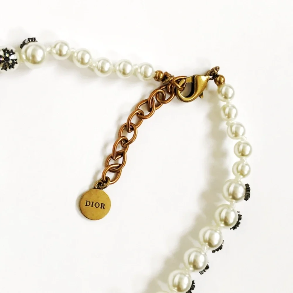 NEW DIOR TEDDY D PEARL CHOKER NECKLACE WITH CRYSTAL MOTIFS timeless Parisian - Picture 5 of 9